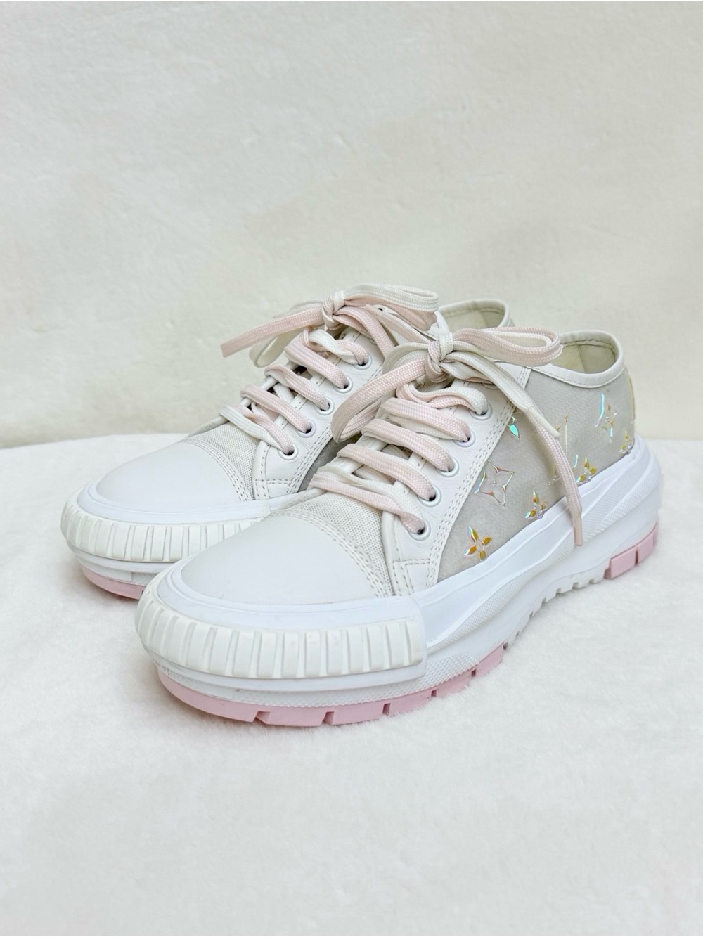 Louis Vuitton White & Light Pink Monogram Low-Top Sneakers